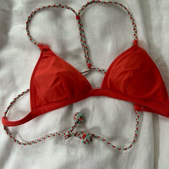 Victorias secret bikini top. - Picture 1 of 3